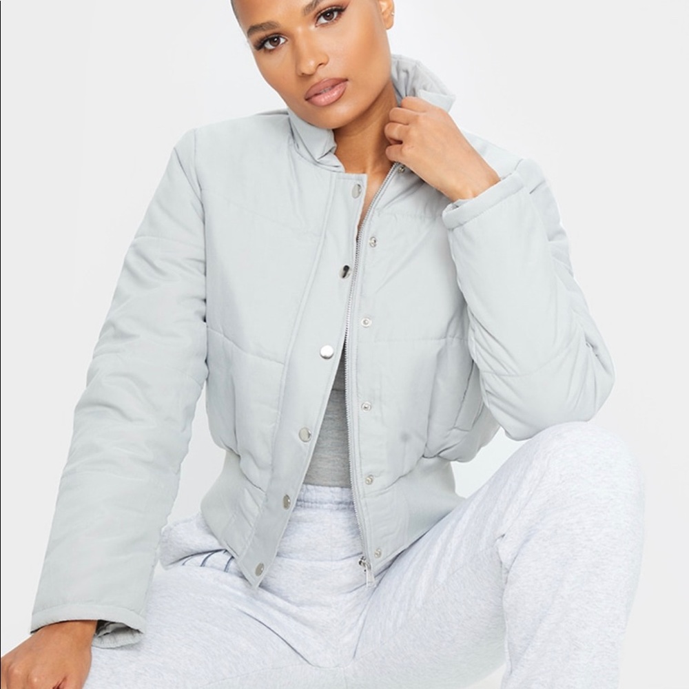 Prettylittlething Grey cropped puffer jacket